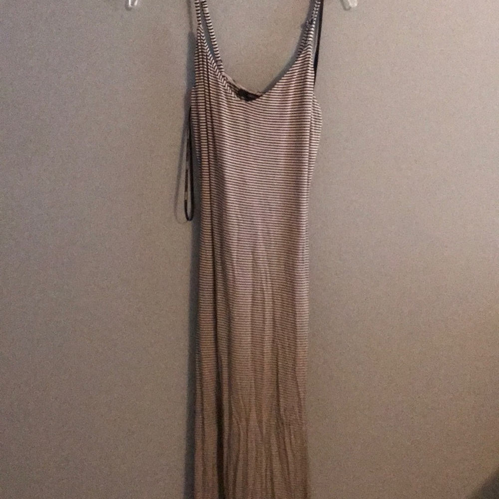 NWT forever 21 maxi dress